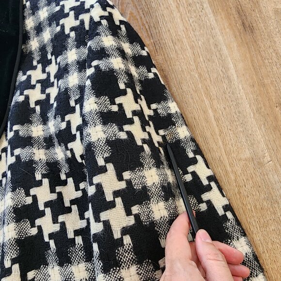 Vintage Escada Plaid Houndstooth Blazer Velvet Collar Classic Wool Sz 42 - Picture 13 of 15